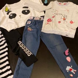 BUNDLE 2 sets top & bottom SIZE 4/5 T (4-5yrs old)